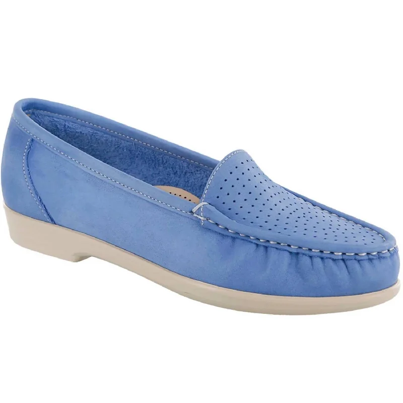 Loafers for sleek fit-Women's Savvy Loafer - Medium In Denim