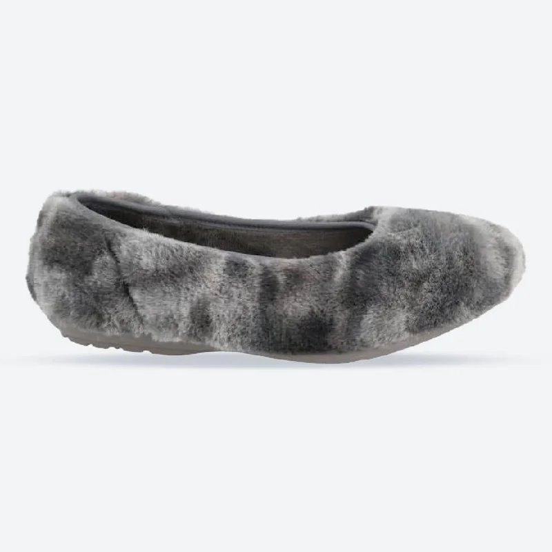 Slippers with modern fit-Women's Wide Fit DB Blackbird Slippers