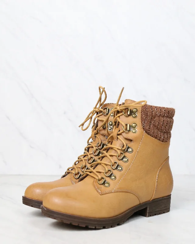 Boots with thick sole-Final Sale - Sierra Falls Boots in Tan