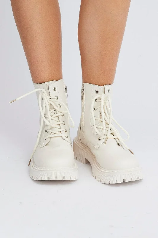 Boots with ambient soles-White Boots Chunky Lace up