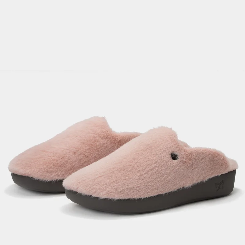 Slippers with unique fit-Leisurelee 2 Pink Slipper