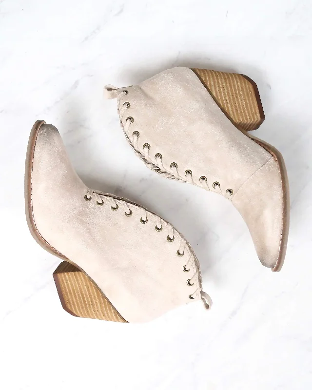 Boots with neat soles-FINAL SALE - COCONUTS By Matisse - Women's Alabama Ankle Bootie in Ivory