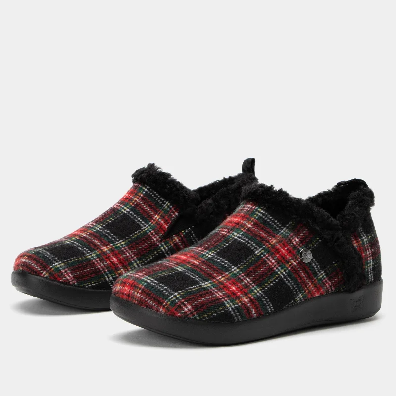 Slippers for lightweight fit-Cozee Plaidly Black Slipper