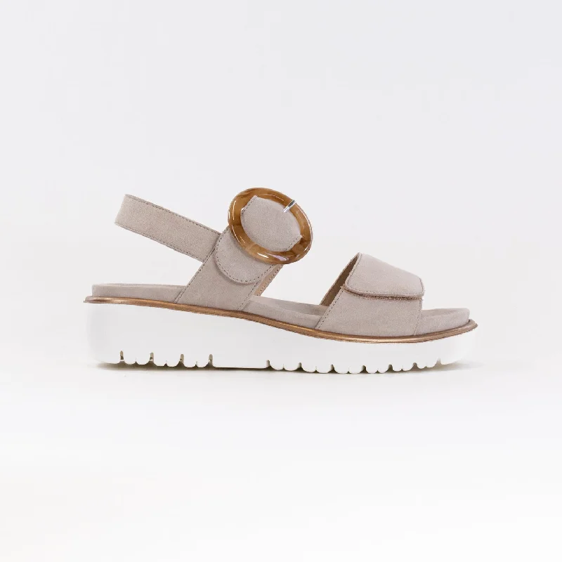 Ara Bridgeport Sandal (Women's) - Sand Kid Suede