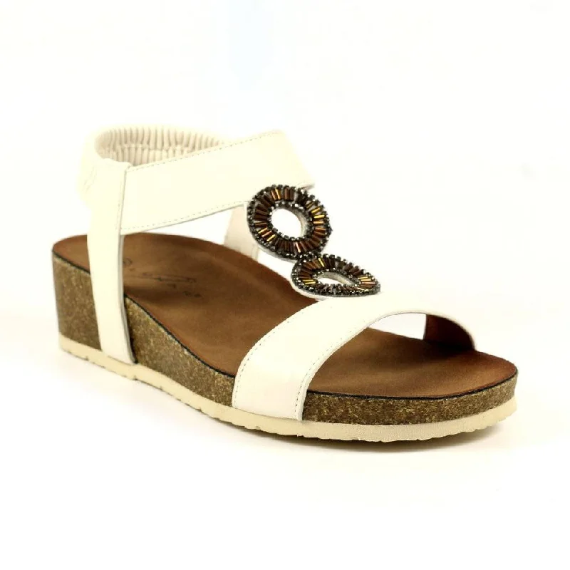 Lunar JLH359 Barwell Ladies White Pull On Sandals