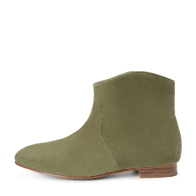 Boots near farms-Cassie Khaki