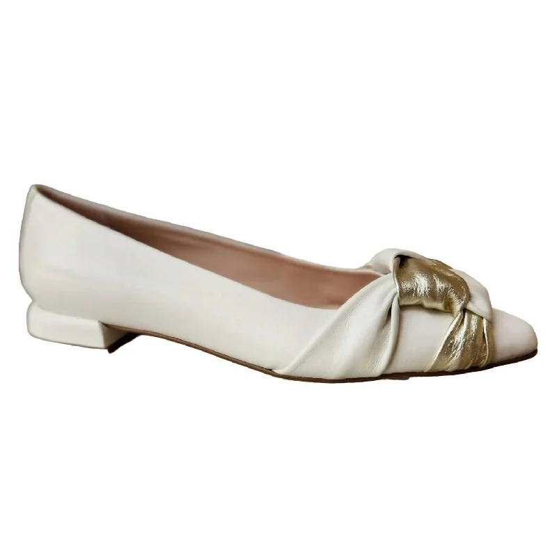 Flats near art galleries-Women's Flats In White