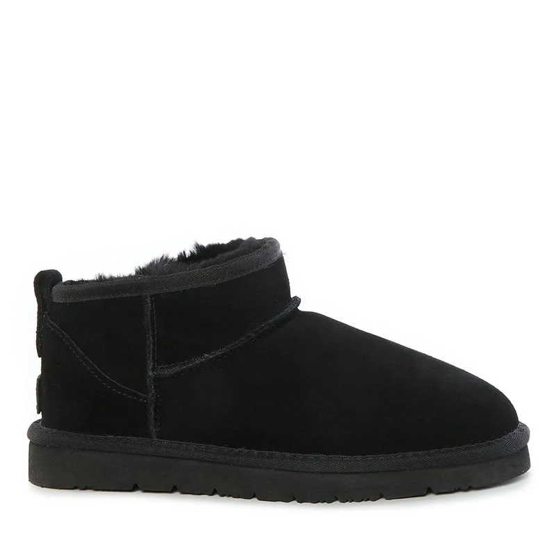 Boots with urban tread-UGG Mini Atasha Boots