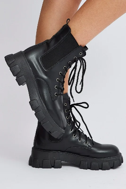 Boots for metro dwellers-Black Lace Up Chunky Boots