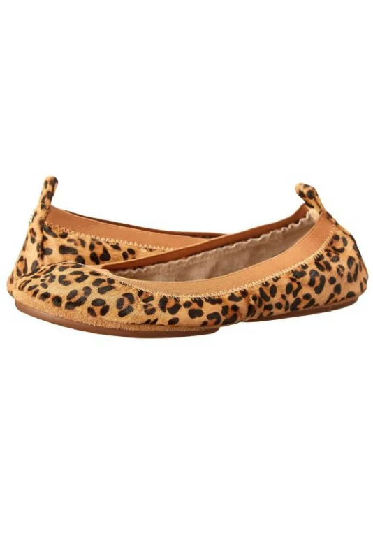 Flats with renovated interiors-Leopard Ballet Flats